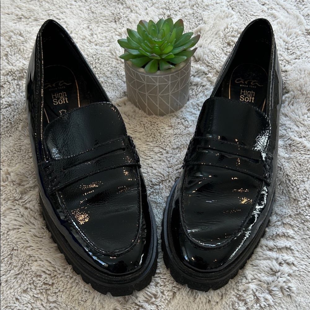 Ara Shiny Black Loafers